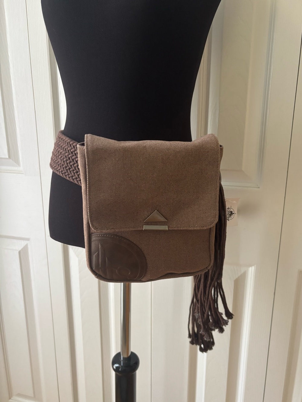 NWT Stars Wars Galaxy’s Edge Black Spire Outpost Belt Bag